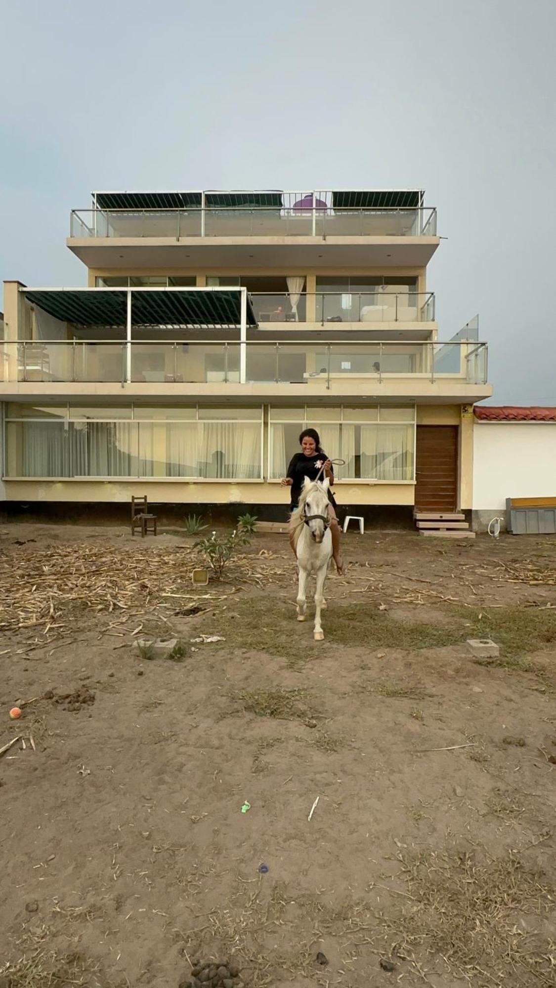 Bed and Breakfast Yolo House Peru Asia Exteriér fotografie